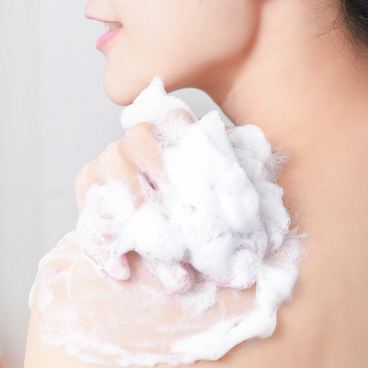 Гель для душу жіночий Flower Power аромат квітів 750 мл - BIOSSOT